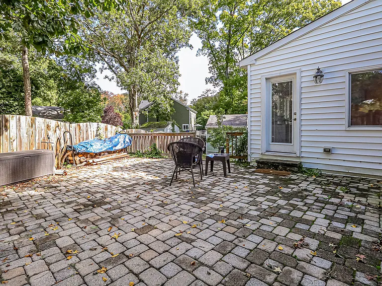 8113 Carlyle Pl — Photo 38