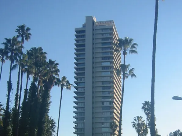 9255 Doheny Rd APT 1401, West Hollywood, CA 90069