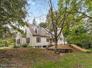 266 Old State Rd, Falls, PA 18615