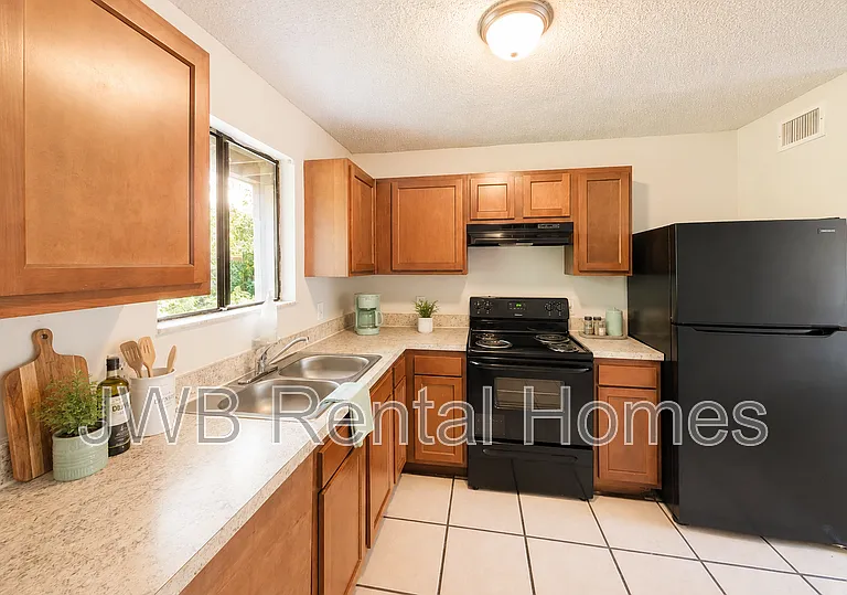 5224 Westchase Ct #3 — Photo 4