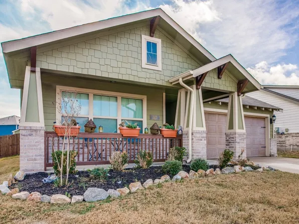 317 Daleview Dr, Kennedale, TX 76060