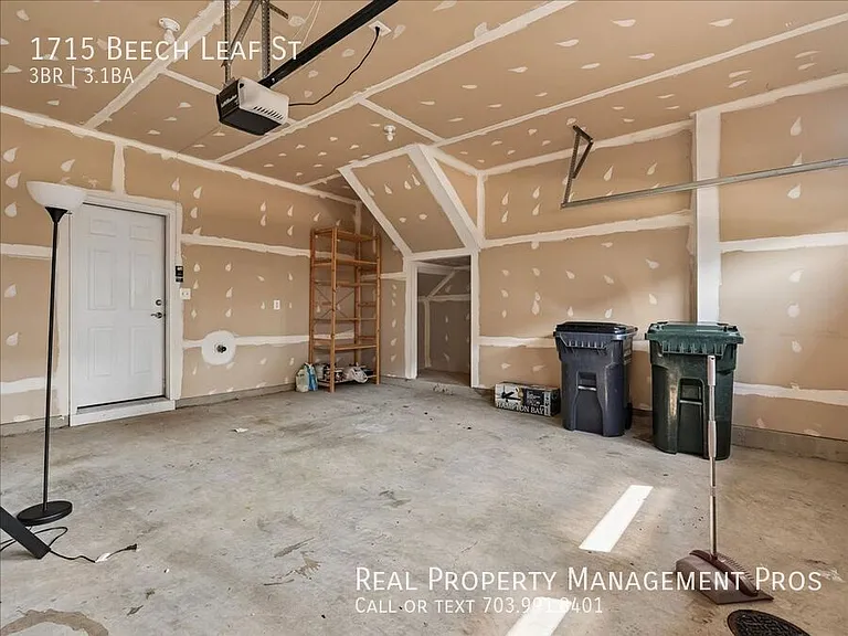 1715 Beech Leaf St — Photo 50