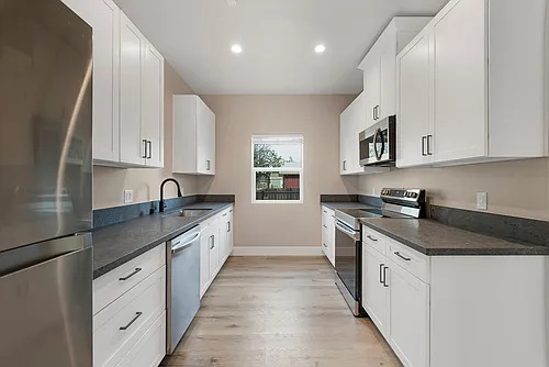 2501 Floral Ave Photo 1