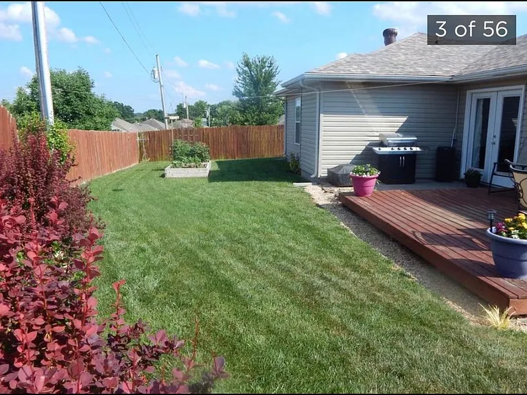 515 W Woodbine Rd — Photo 10