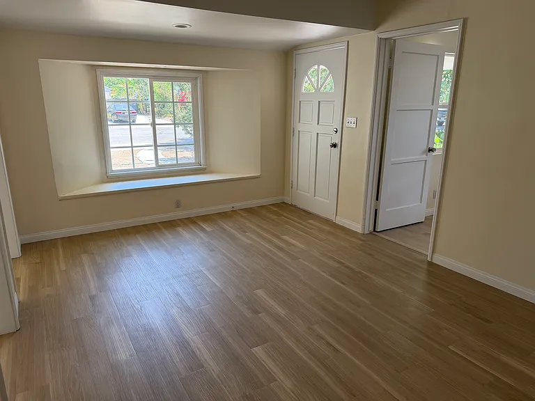 W Lemon Ave — Photo 2