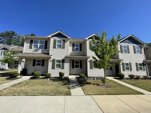 2062 Wiggins Village Dr, Youngsville, NC 27596