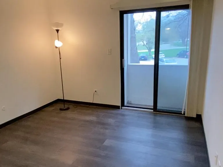 2103B Melrose Dr #2103 — Photo 22