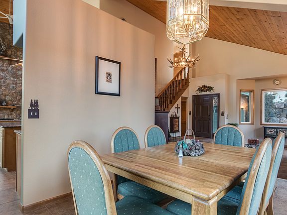 4th image of 1005 Aspen Pl