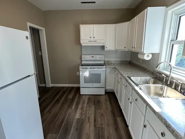 1520 W Anna St, Grand Island, NE 68801