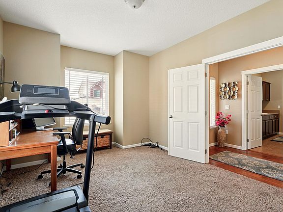 5th image of 1557 Amber Ave