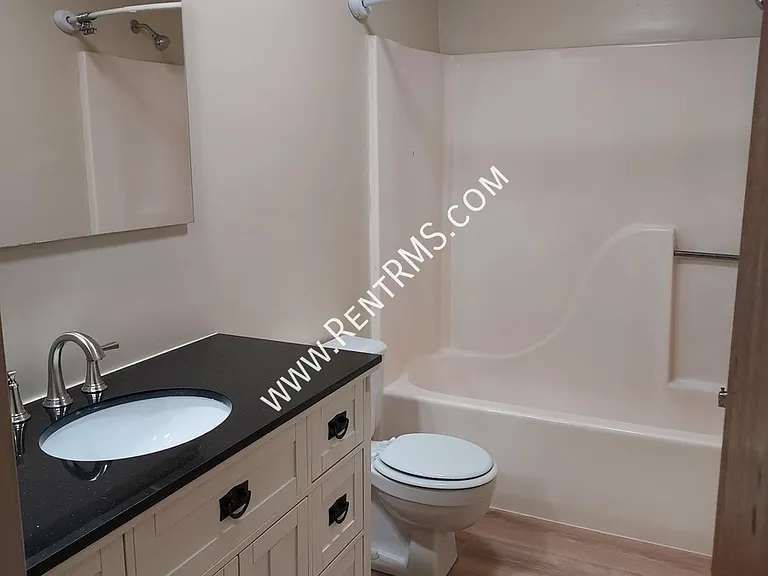 2131 SW Brandywine Ln — Photo 22