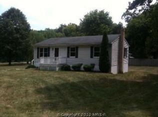254 Almost Heaven Rd, Falling Waters, WV 25419