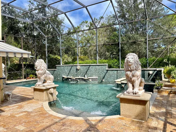 1200 Merlot Dr, Palm Beach Gardens, FL 33410