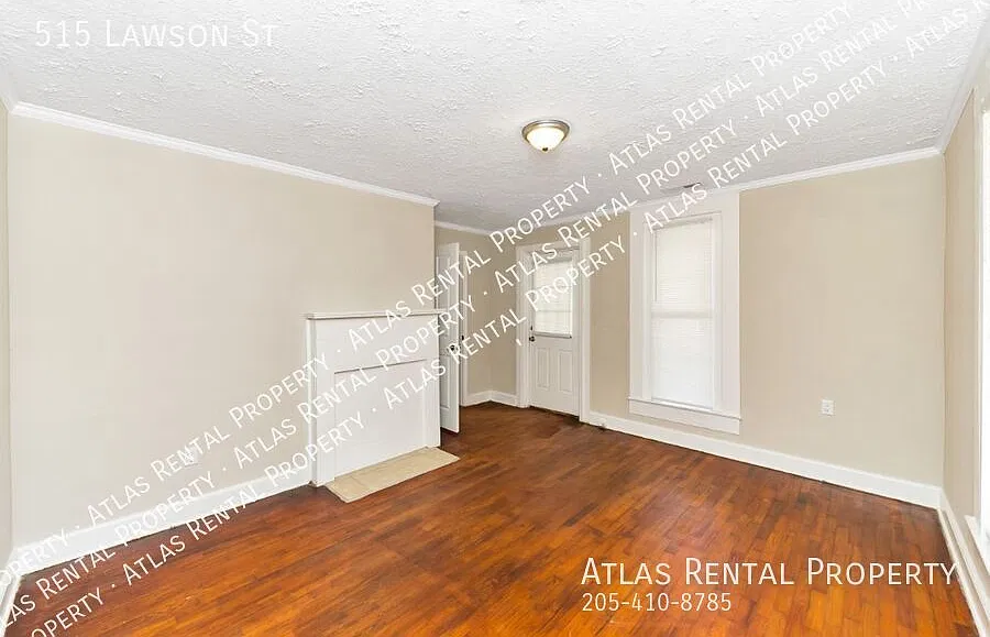 Charming 2-Bedroom Home with Modern Upgrades Priced to Move! — Photo 4