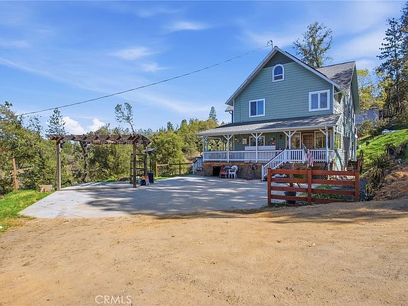 3rd image of 5769 Clouds Rst