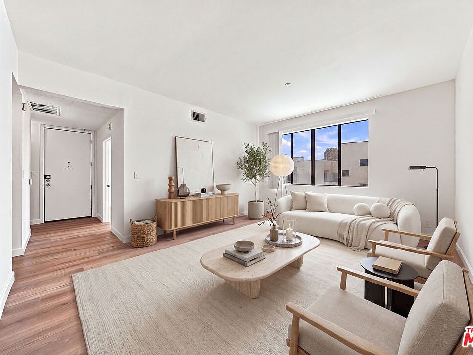 1st image of 533 S Saint Andrews Pl Unit 404