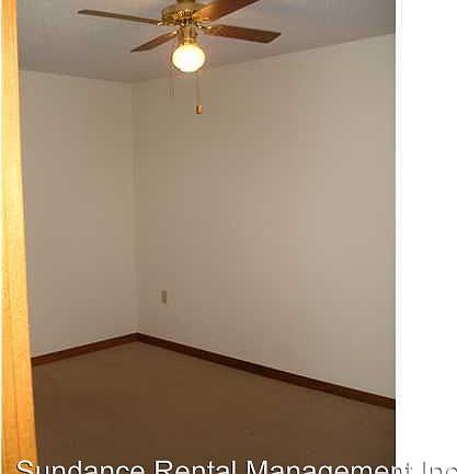 3rd image of 225 Carmel Dr Unit 20
