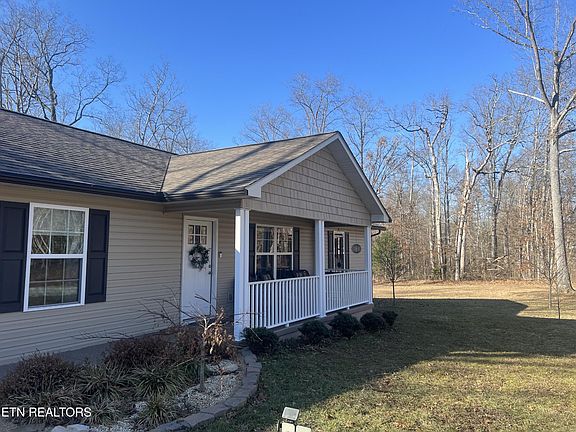 4th image of 4107 Klamath Cir