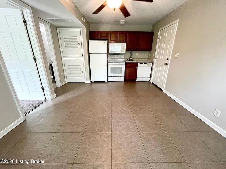 3544 Brockton Ln #2 — Photo 2