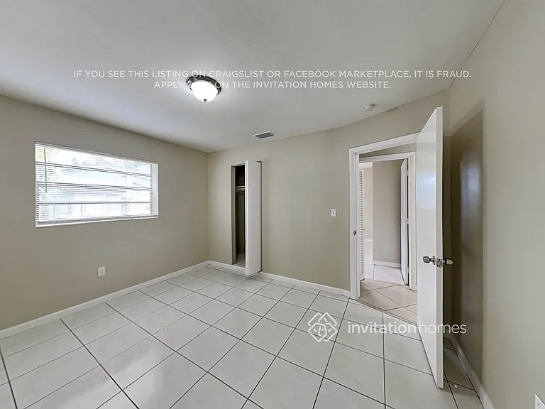 1261 NW 202nd St — Photo 9