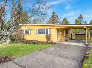 2204 NE 6th Pl, Renton, WA 98056