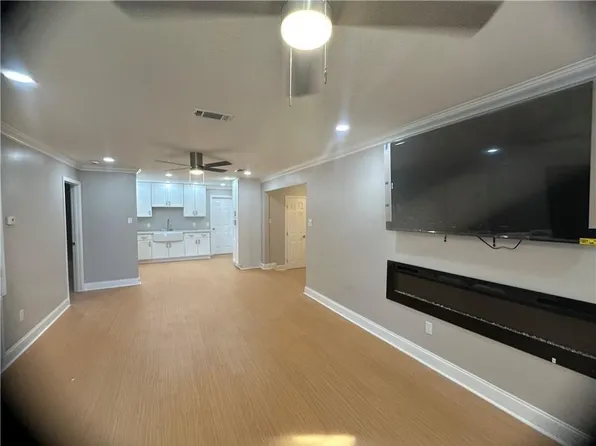 805 Saint Andrews Blvd, La Place, LA 70068