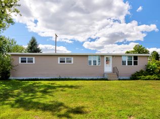 3976 38th St, Hamilton, MI 49419