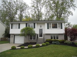 153 Hillpine Rd, Buffalo, NY 14227