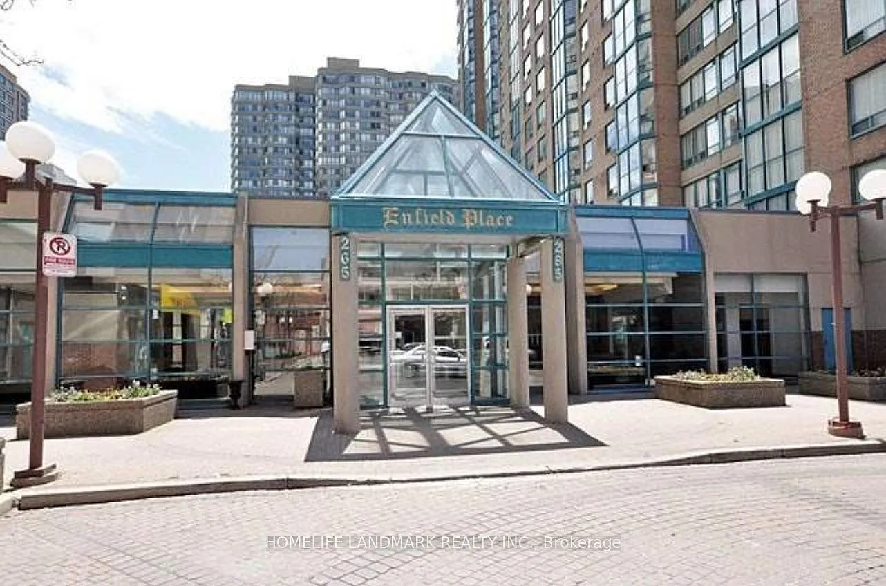 3 bed, $2,700 — Photo 1