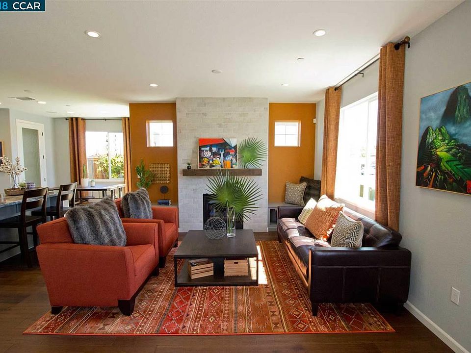 1st image of 194 Belle Harbor Cir