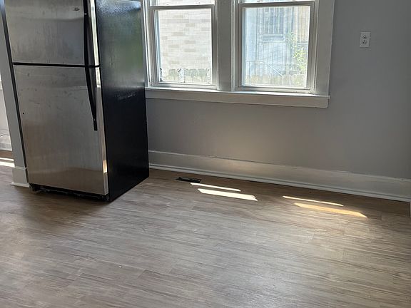 2nd image of 3271 Lehman St #1B