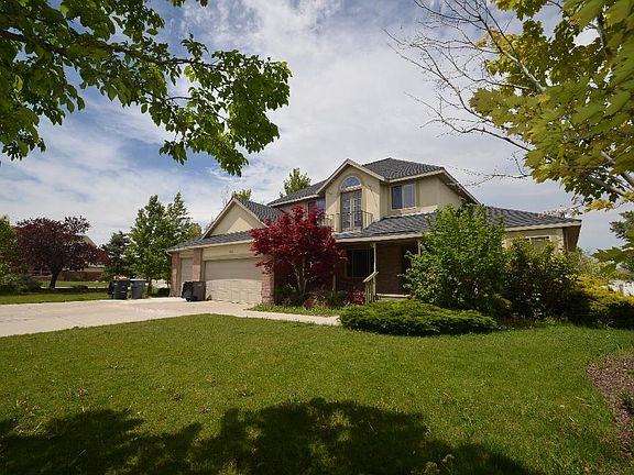 2nd image of 1438 W Kodiak Way