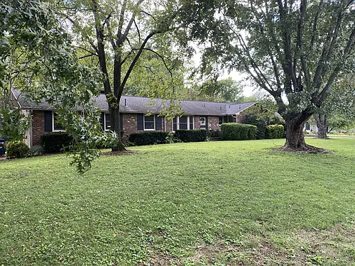 443 Oakley Dr Photo 1