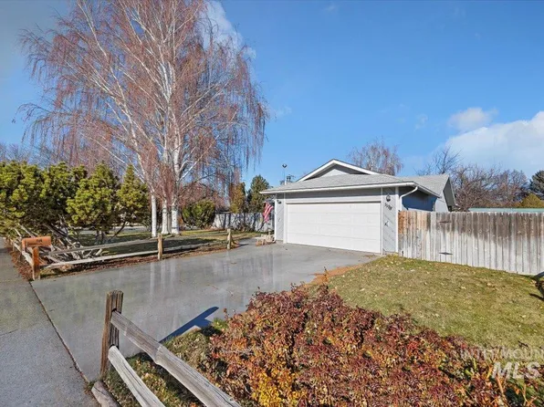 1198 Park Meadows Dr, Twin Falls, ID 83301