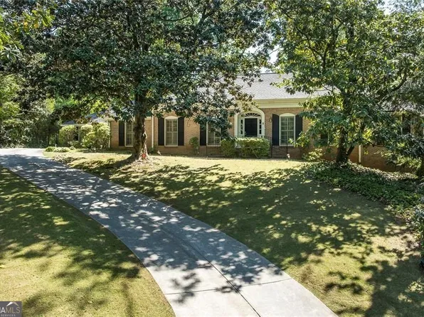 6095 River Shore Pkwy NW, Atlanta, GA 30328
