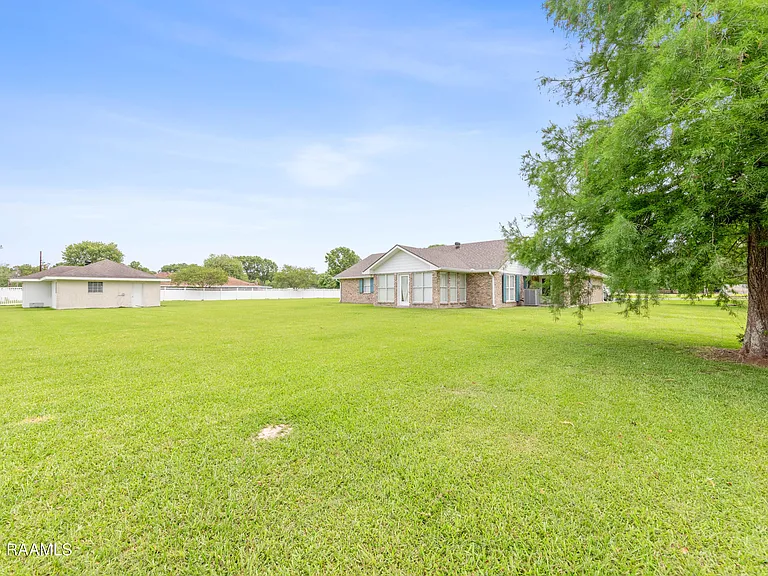 2508 Ferris Rd — Photo 28