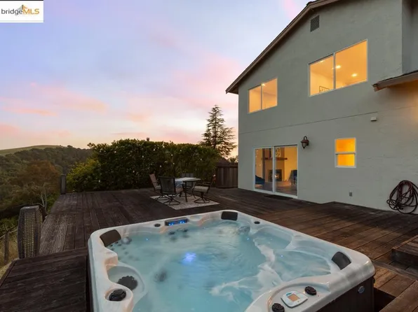 3495 Skyline Dr, Hayward, CA 94542