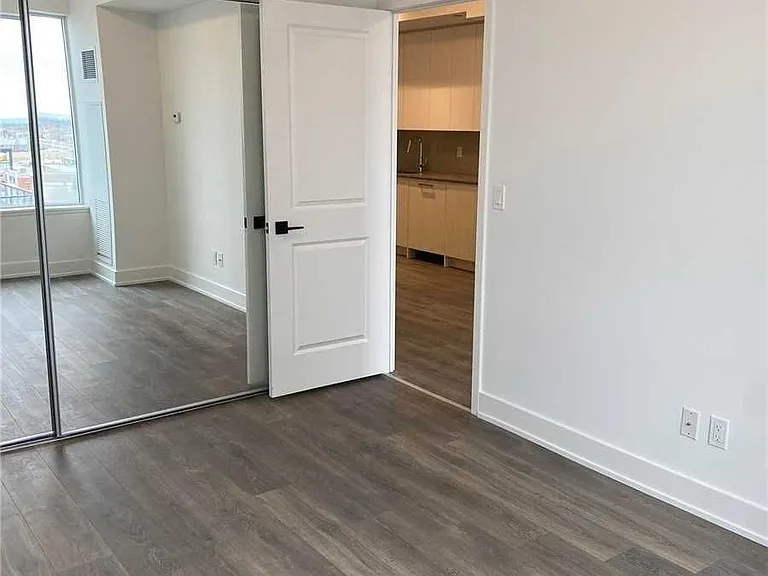 2489 Taunton Rd #610 — Photo 11