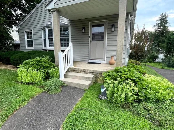 2829 Jenkintown Rd, Glenside, PA 19038