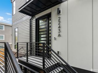 2243 NW 60th St, Seattle, WA