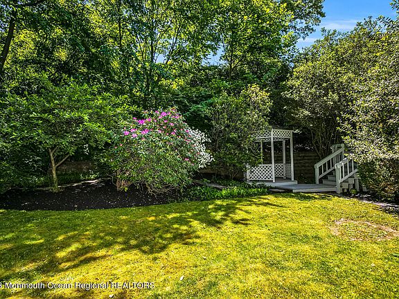 2nd image of 29 Coquette Lane