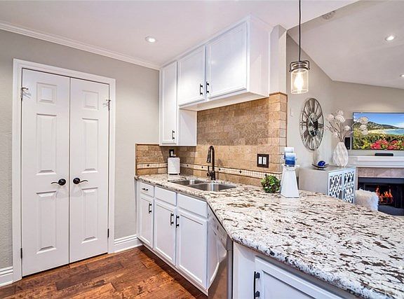 5th image of 2450 San Gabriel Way Unit 308