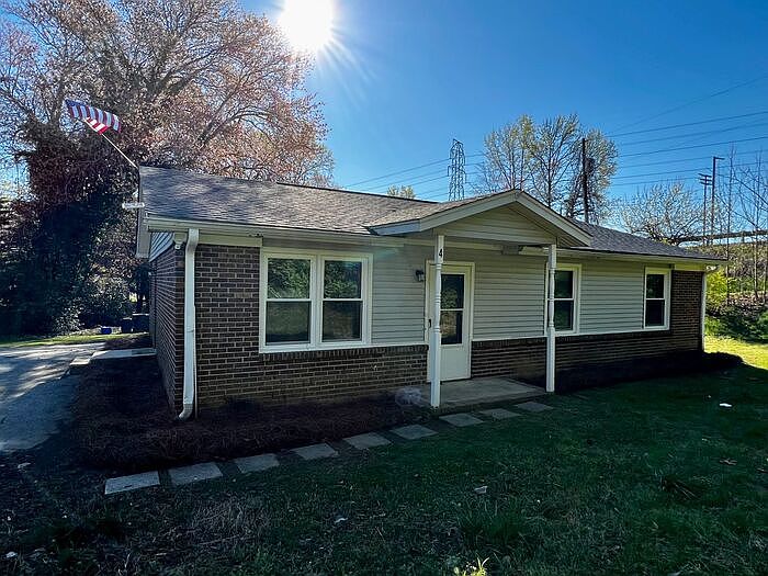 4 Waddell Rd, Greenville, SC 29615 Zillow