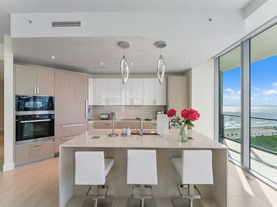 3100 N Ocean Dr #H-1408, West Palm Beach, FL, 33404