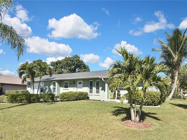 1319 SE 33rd Ter, Cape Coral, FL 33904