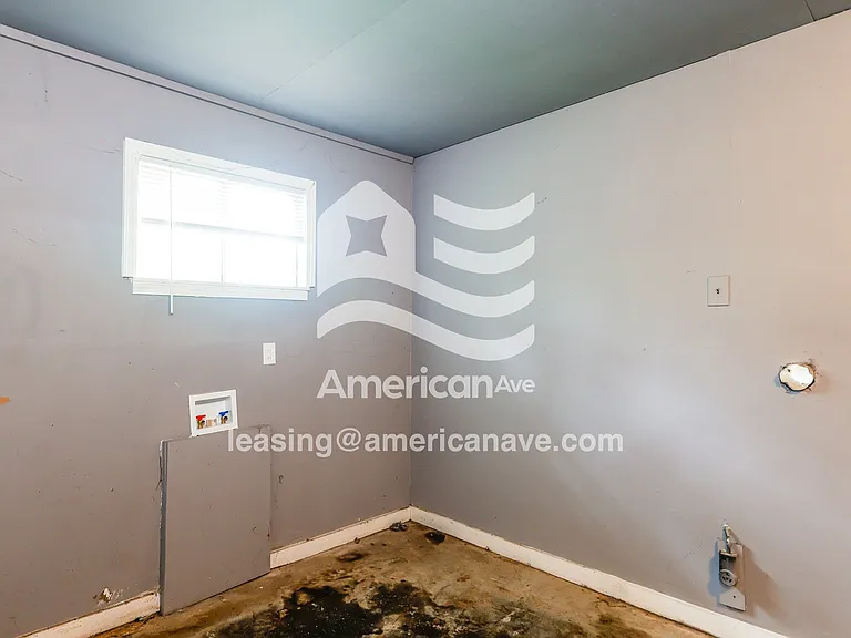 1511654_014_laundry_room_14.jpg