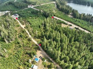 200 Roos Ct, Grapeview, WA 98546