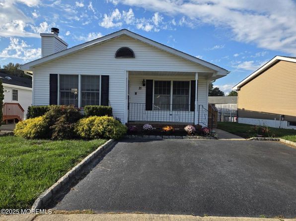 21 Parkview Way