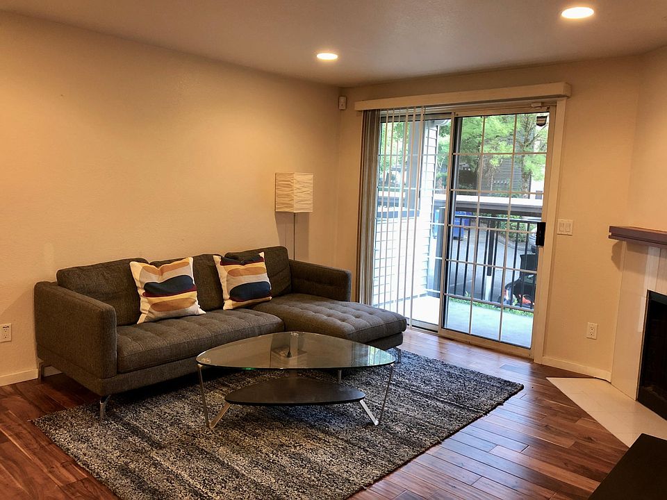 1st image of 916 3rd Ave APT A202