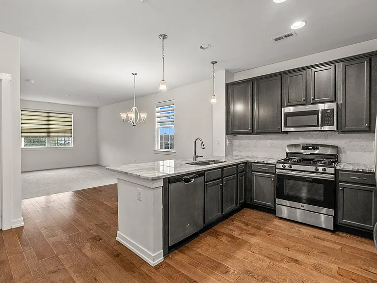 140B Prince George St — Photo 1